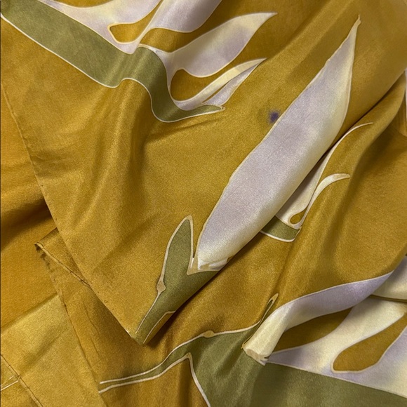 Artistic Silk Oblong Scarf with Abstract Tropical Design - Picture 7 of 10